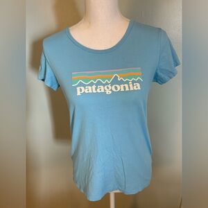 Patagonia Girls XXL Blue Graphic Tee